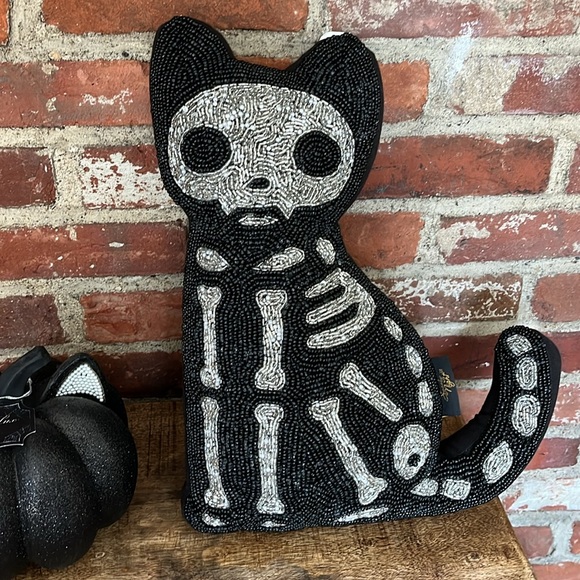 Spooky nights cat beaded pillow NWT Sparkly cat pumpkin by Bella Lux I must have - Picture 5 of 10
